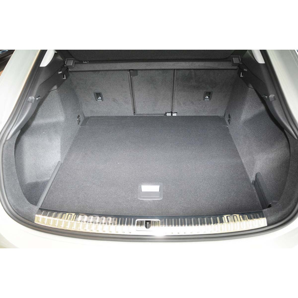 Guminis bagažinės kilimėlis Audi Q3 Sportback 2019-> (viršutinė dalis / TFSI e Plug-in Hybrid)