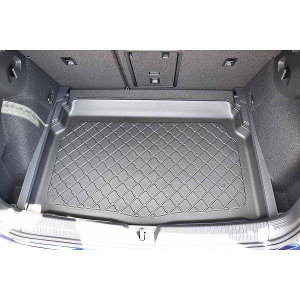 Guminis bagažinės kilimėlis Volkswagen Golf VIII Hatchback 2019-> (apatinė dalis / versija su nestandartiniu atsarginiu ratu)